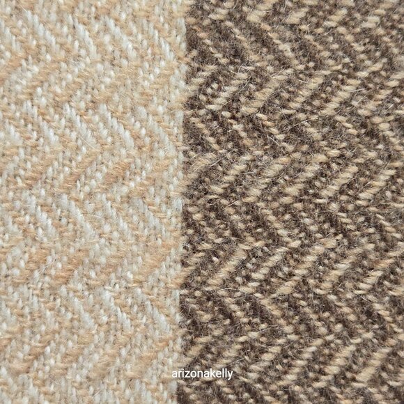 NWOT Cashmere Scarf Paneled Design Fringed On All Sides - Picture 3 of 16